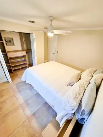 2723 E Abiaca Circle Davie FL 33328