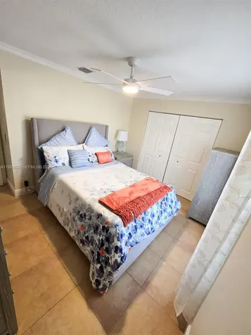 2723 E Abiaca Circle Davie FL 33328