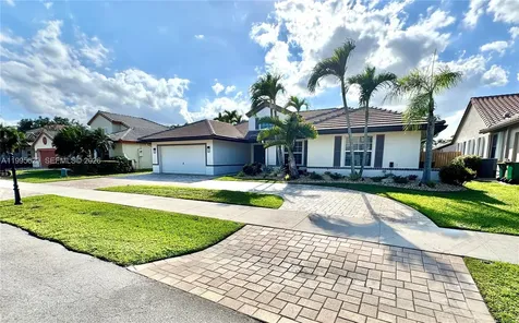 2723 E Abiaca Circle Davie FL 33328
