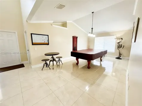 2723 E Abiaca Circle Davie FL 33328