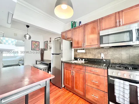 330 74th Street Miami Beach FL 33141