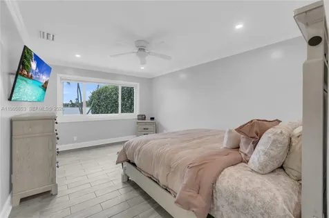 2426 NW 108th Terrace Sunrise FL 33322