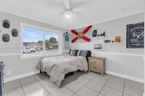 2426 NW 108th Terrace Sunrise FL 33322