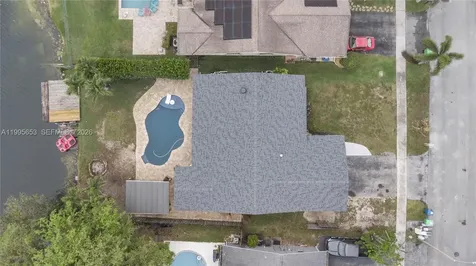 2426 NW 108th Terrace Sunrise FL 33322