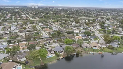 2426 NW 108th Terrace Sunrise FL 33322