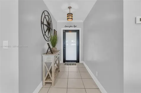 2426 NW 108th Terrace Sunrise FL 33322