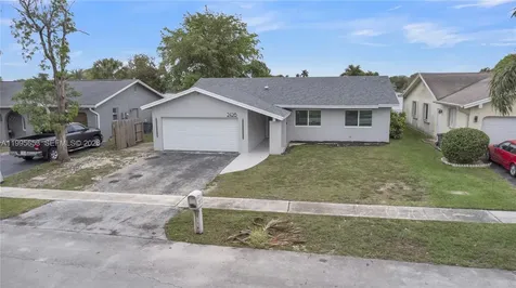2426 NW 108th Terrace Sunrise FL 33322