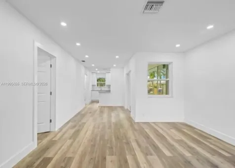 816 N Golf Drive Hollywood FL 33021