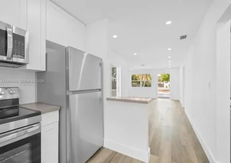 816 N Golf Drive Hollywood FL 33021