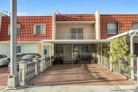 805 W 79th Place Hialeah FL 33014