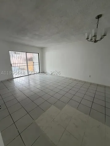 805 W 79th Place Hialeah FL 33014