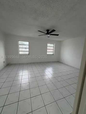 805 W 79th Place Hialeah FL 33014