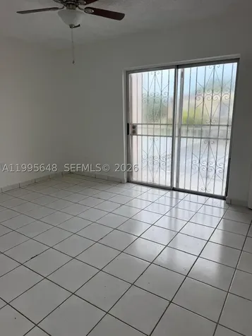 805 W 79th Place Hialeah FL 33014