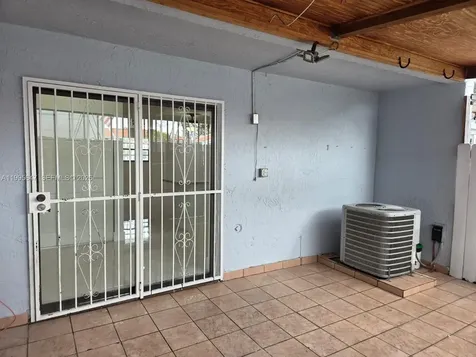 550 SW 115th Avenue Sweetwater FL 33174