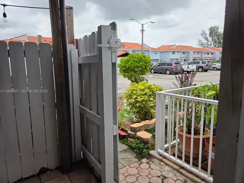 550 SW 115th Avenue Sweetwater FL 33174