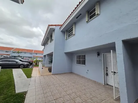 550 SW 115th Avenue Sweetwater FL 33174