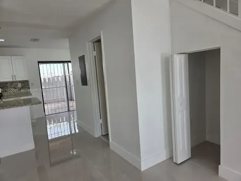 550 SW 115th Avenue Sweetwater FL 33174