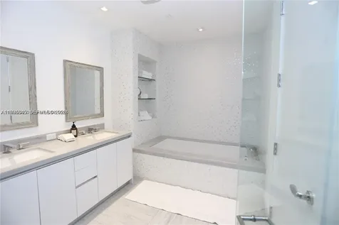 16901 Collins Avenue Sunny Isles Beach FL 33160