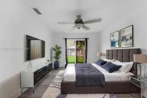 17570 SW 142nd Court Miami FL 33177