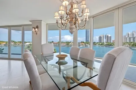 19707 Turnberry Way Aventura FL 33180