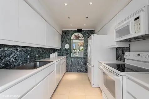 19707 Turnberry Way Aventura FL 33180