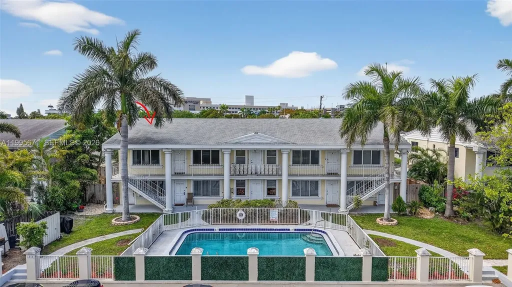 4525 NE 21st Avenue Fort Lauderdale FL 33308