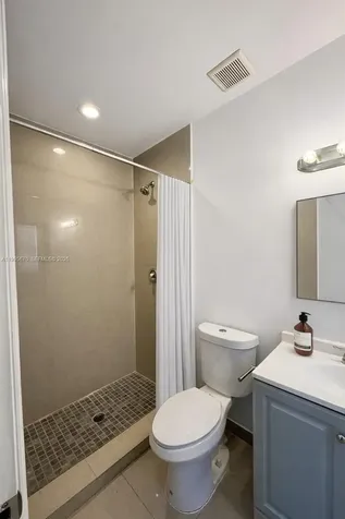 2157 NW 28th Street Miami FL 33142
