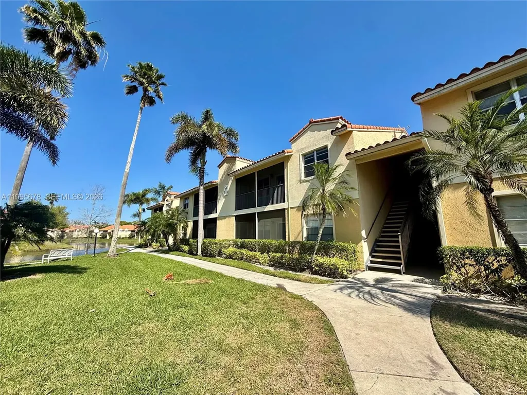 1253 SW 46th Avenue Pompano Beach FL 33069