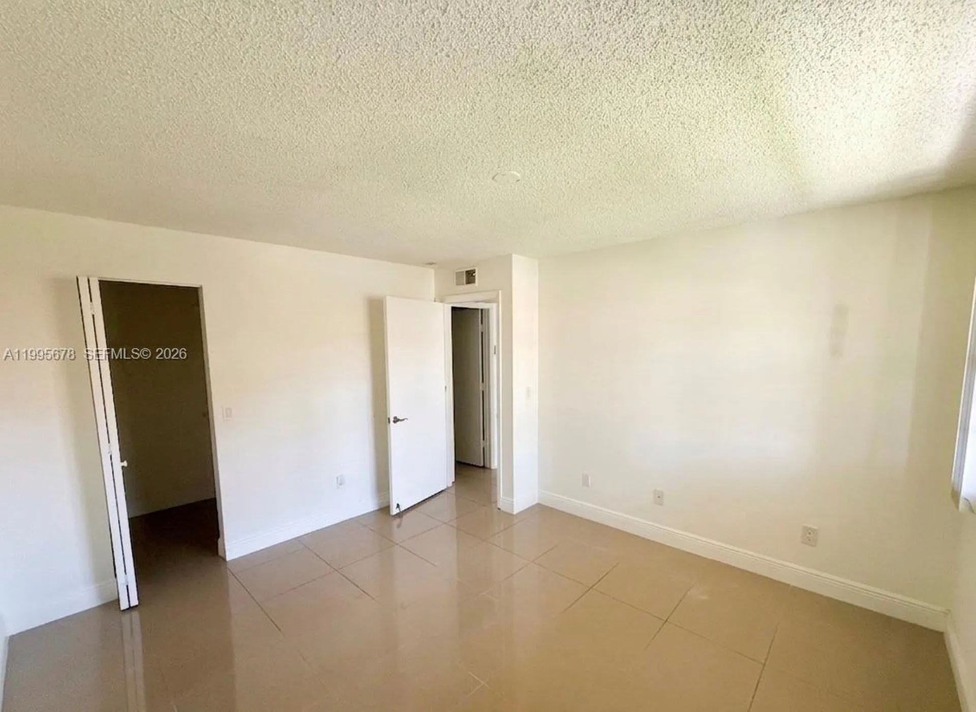 1253 SW 46th Avenue Pompano Beach FL 33069