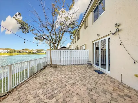 1013 NE 42nd Avenue Homestead FL 33033