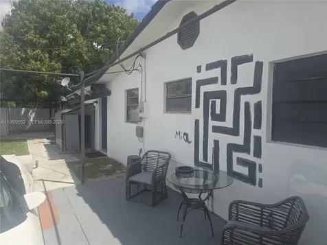 9725 SW 15th Street Miami FL 33174