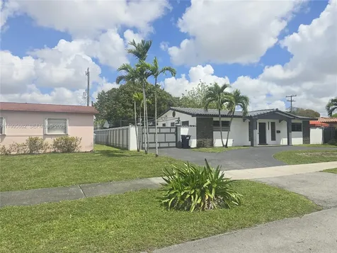 9725 SW 15th Street Miami FL 33174