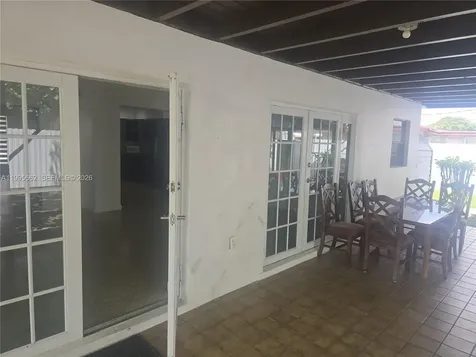 9725 SW 15th Street Miami FL 33174