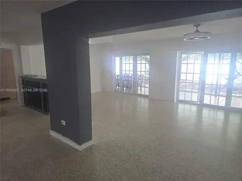 9725 SW 15th Street Miami FL 33174