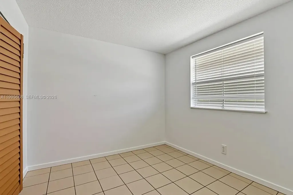 9930 Twin Lakes Drive Coral Springs FL 33071