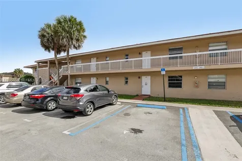 9930 Twin Lakes Drive Coral Springs FL 33071