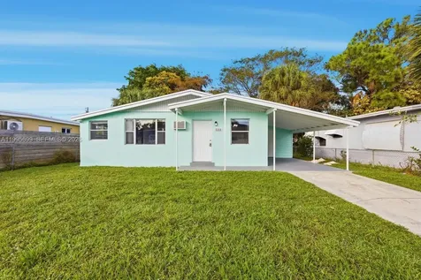 533 NW 15th Way Fort Lauderdale FL 33311