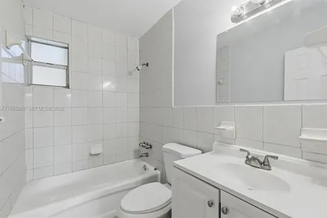 533 NW 15th Way Fort Lauderdale FL 33311