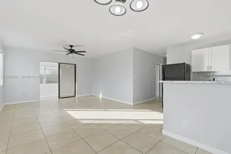 533 NW 15th Way Fort Lauderdale FL 33311