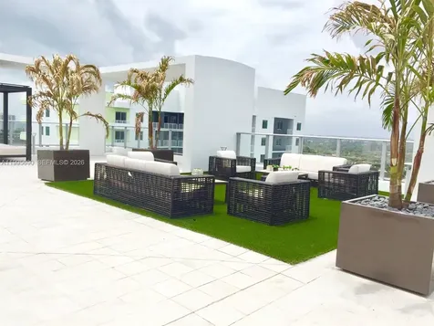 1010 SW 2nd Avenue Miami FL 33130
