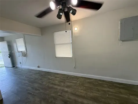 1413 NW 3rd Street Fort Lauderdale FL 33311