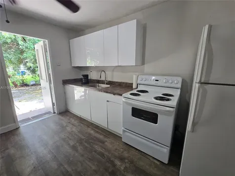 1413 NW 3rd Street Fort Lauderdale FL 33311