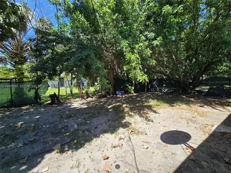 1413 NW 3rd Street Fort Lauderdale FL 33311