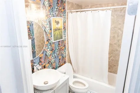 7501 E Treasure Drive North Bay Village FL 33141