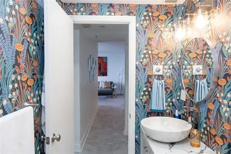 7501 E Treasure Drive North Bay Village FL 33141