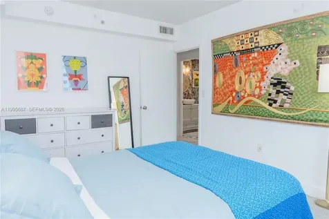 7501 E Treasure Drive North Bay Village FL 33141