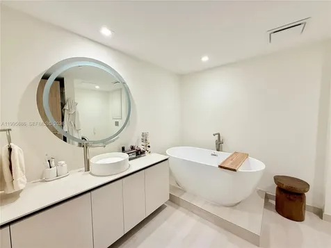 495 Brickell Avenue Miami FL 33131