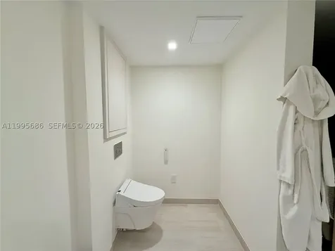 495 Brickell Avenue Miami FL 33131