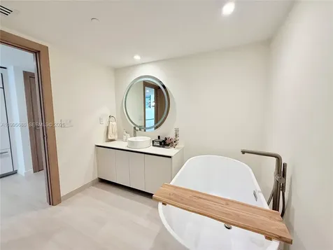 495 Brickell Avenue Miami FL 33131