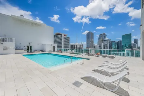 133 NE 2nd Avenue Miami FL 33132